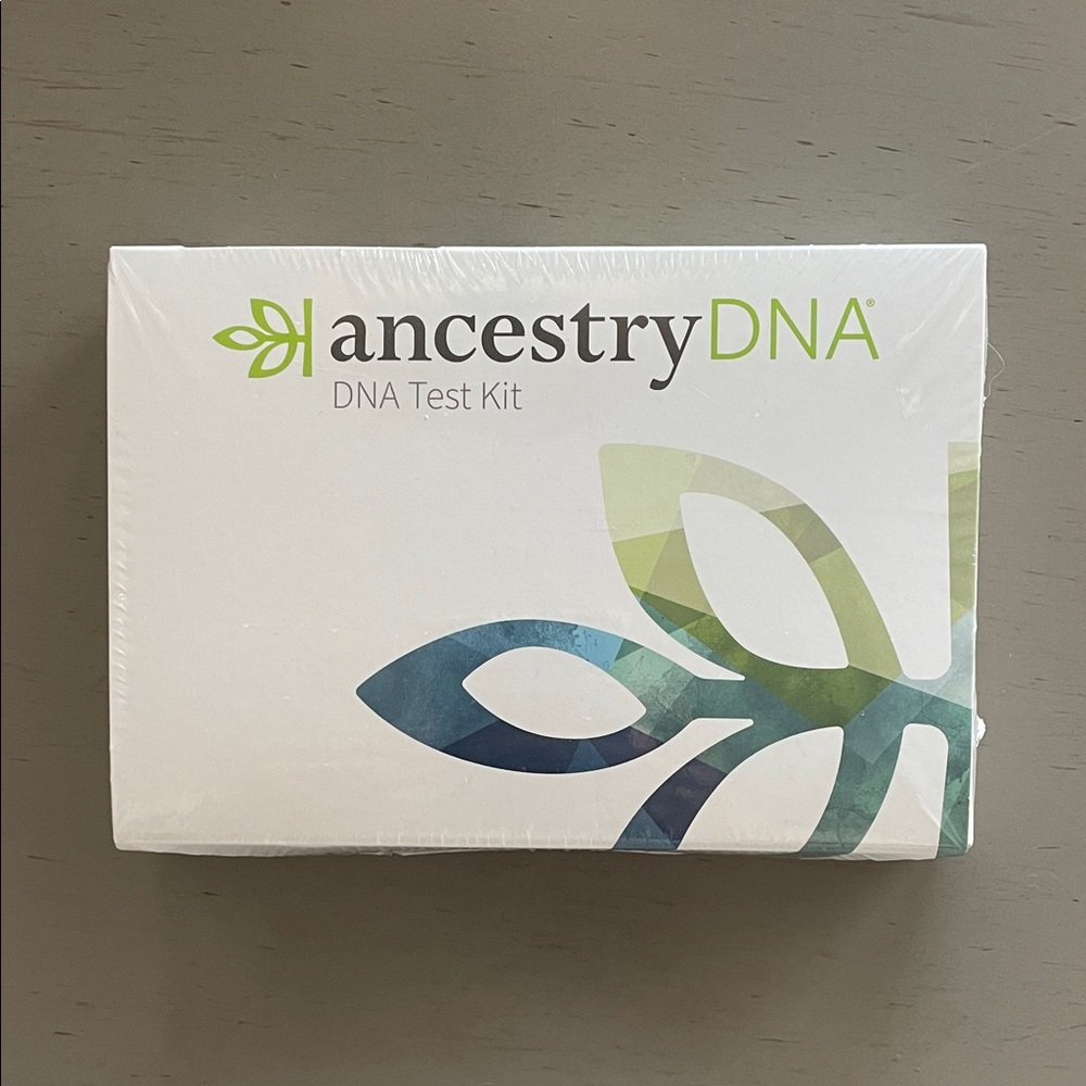 Test Kit - White and Green